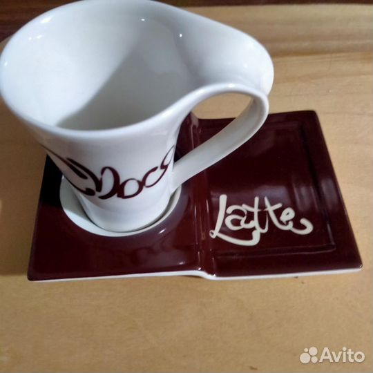 Чашка с блюдцем Эйвон