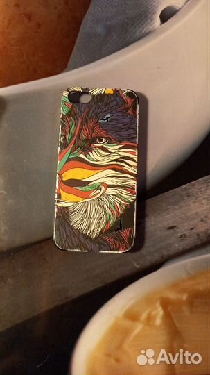 Чехлы на iPhone и Android