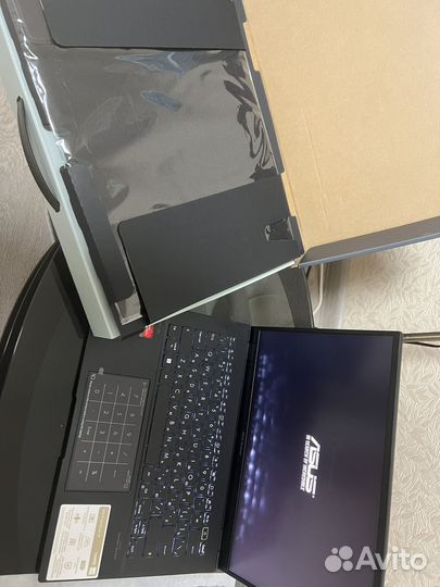 Asus Zenbook UM3402YA-KP688