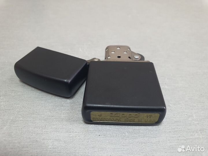 Зажигалка zippo оригинал