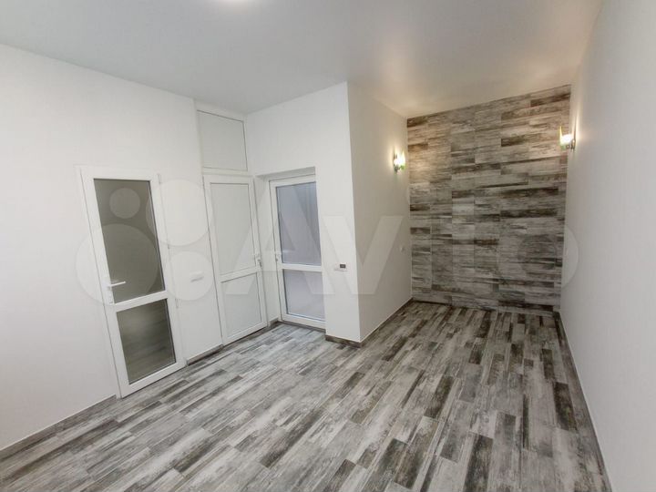 Дом 23 м² на участке 1 сот.