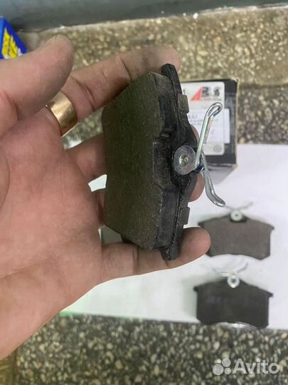 Колодки тормозные задние Audi A6 C5, VW Bora