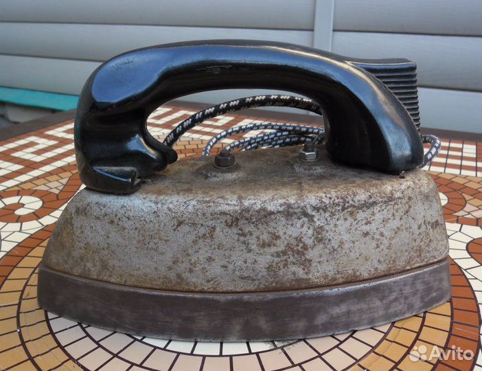 Старинные утюги