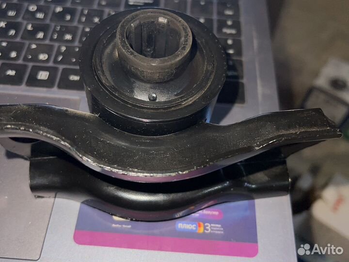 Сайлентблок рычага nissan primera(P11) пер. прав