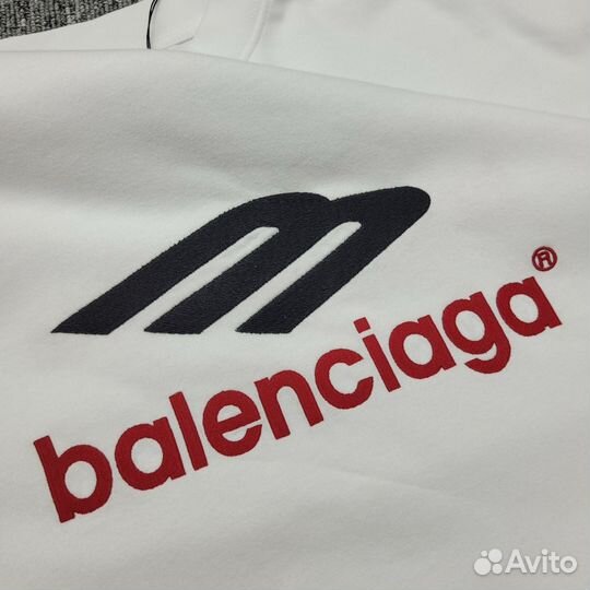 Футболка Balenciaga