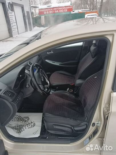 Hyundai Solaris 1.6 AT, 2013, 220 700 км