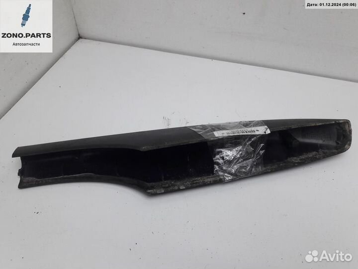 Накладка (заглушка) рейлинга 3c9860150 на Volkswagen Passat B6