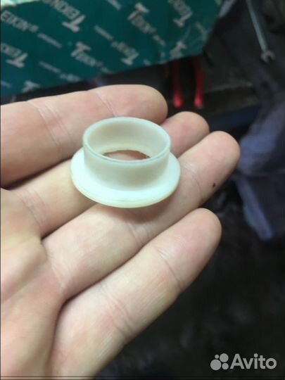 Продам втулку для рулевой рейки ZF на Опель астра