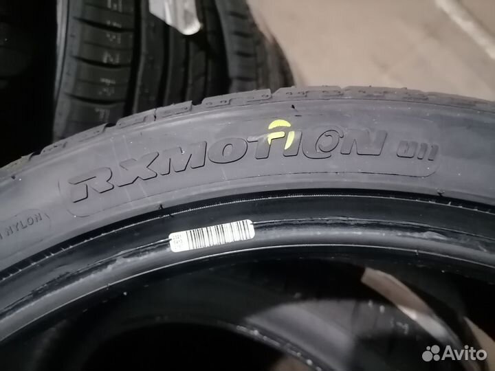 RoadX RXMotion U11 245/35 R19 93Y