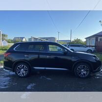 Mitsubishi Outlander 3.0 AT, 2018, 165 000 км, с пробегом, цена 2 800 000 руб.