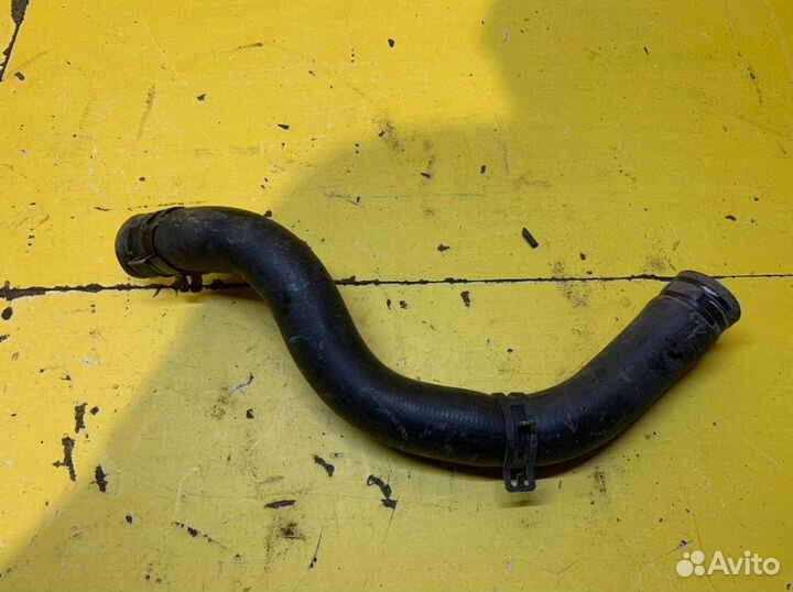 Патрубок системы охлаждения Hyundai Santa Fe 2007