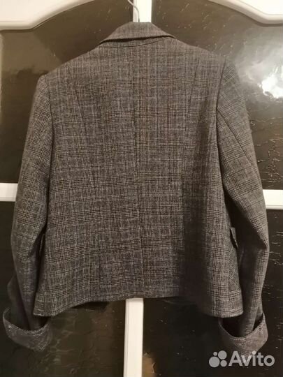 Жакет на девочек 8-10 лет