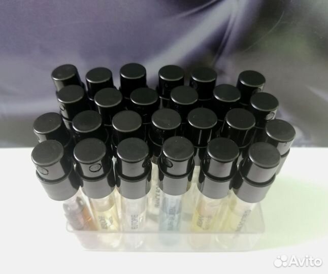 Пробники парфюмерии 17 шт