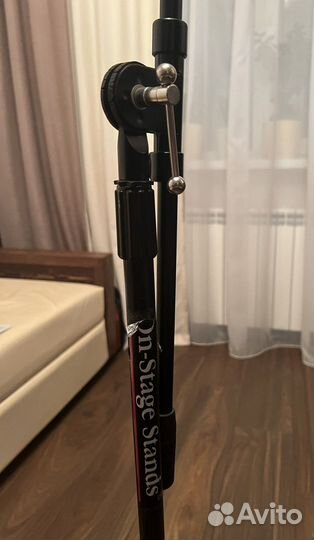 Микрофонная стойка журавль