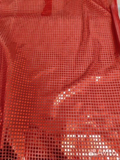 Отрез ткани красные пайетки