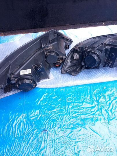 Фары на киа соренто 2011г