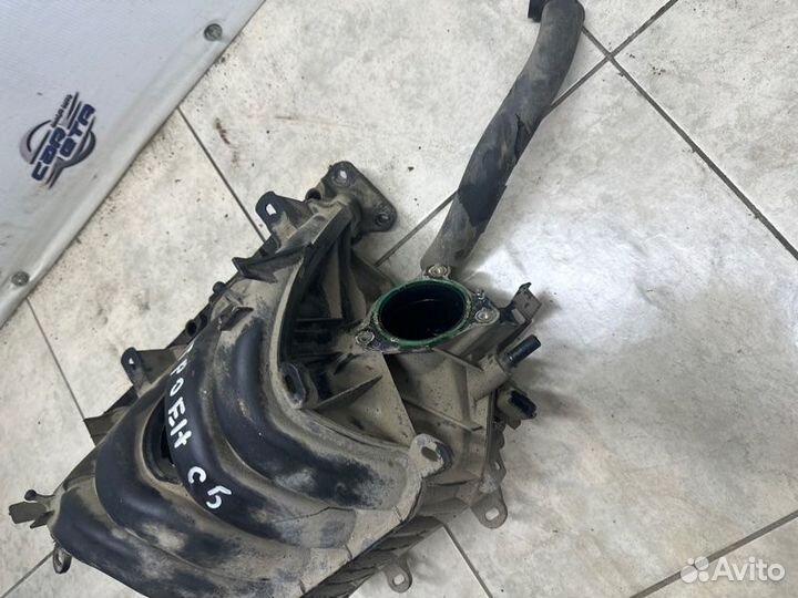 Коллектор впускной Citroen C5 универсал RFJ