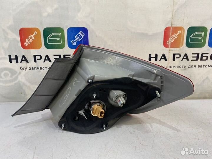 Фонарь задний левый Toyota Camry XV50 2AR-FE 2014