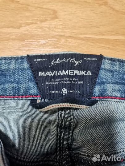 Джинсы Mavi