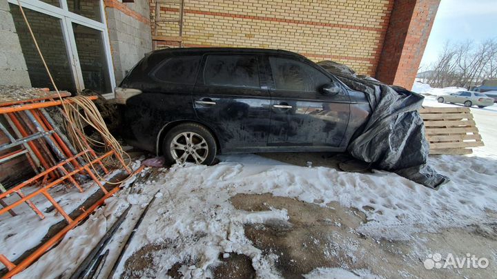 Mitsubishi Outlander 2.4 CVT, 2012, 170 000 км