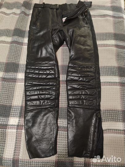 Кожанные мотокуртка и мотобрюки женские