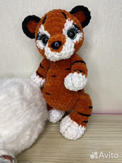 Тигренок плюшевый