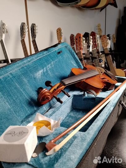 Новая скрипка с комплектом seasound JYV02 4/4