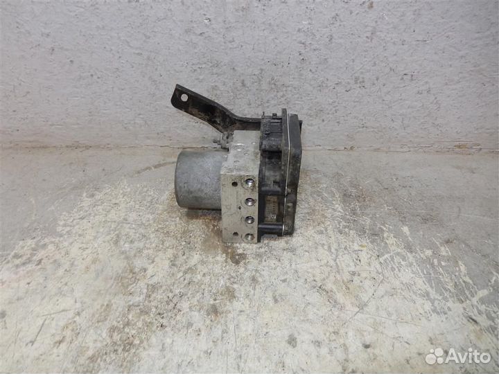 Блок ABS (насос) Nissan Teana J32 2008-2013