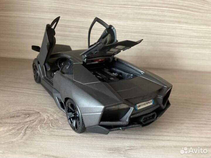 Lamborghini reventon 1/18