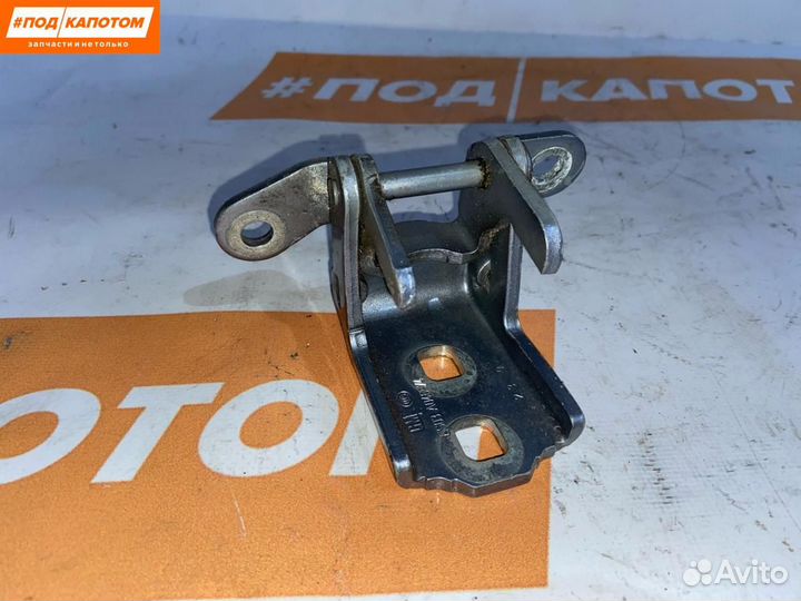 Петля двери правой Opel Insignia (A) (2008 - 2014)