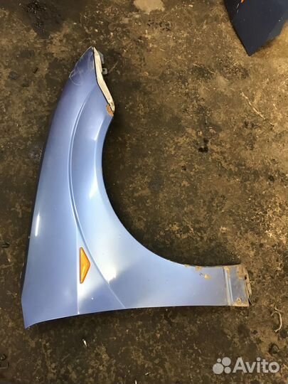 Крыло переднее правое Ford Focus 1