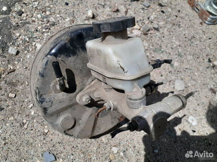 Главный тормозной цилиндр Hyundai Accent