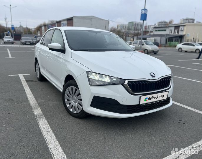 Skoda Rapid 1.6 AT, 2021, 73 000 км