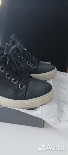 Ботинки детские 27 размера