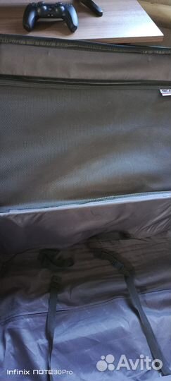 Чемодан на колесах очень большой