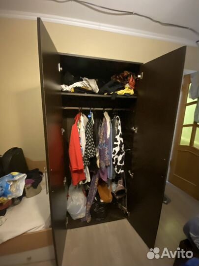 Шкаф шифоньер