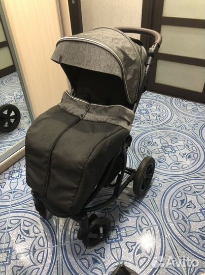 Прогулочная коляска Bubago Model One plus