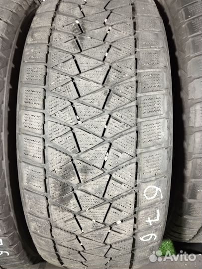 Bridgestone Blizzak DM-V2 285/60 R18