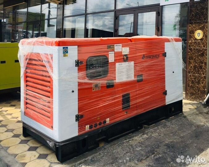 Дизельный генератор 500 кВт в кожухе с авр