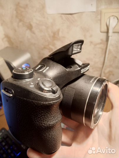 Цифровой фотоаппарат sony cyber shot DSC-H300