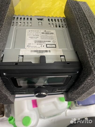 Магнитола оригинал для Renault Duster