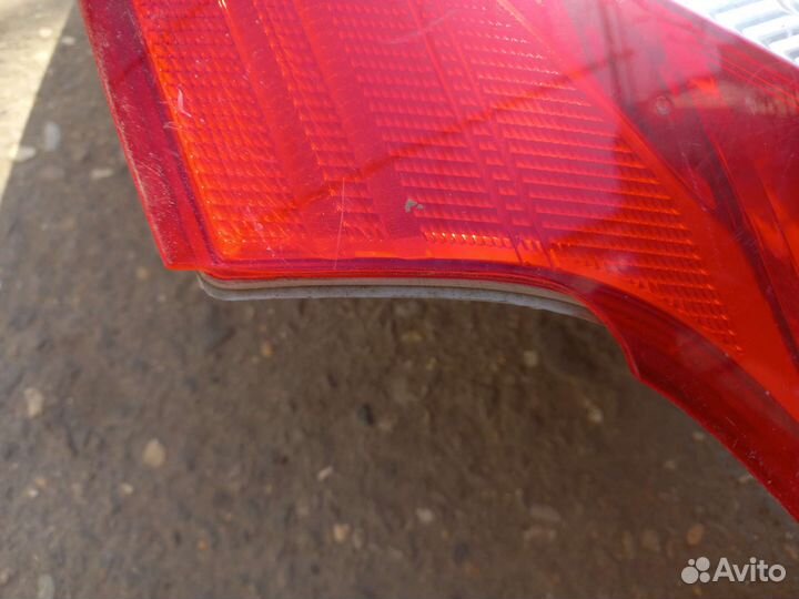 Задние фары от ford focus