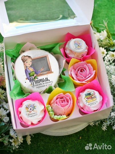 Бенто-торт на день учителя, сладкие наборы