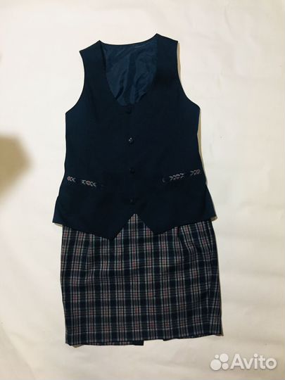 Школьная одежда много