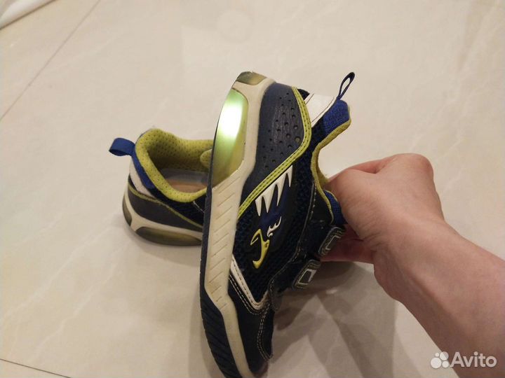 Кроссовки Geox sport детские 29 размер