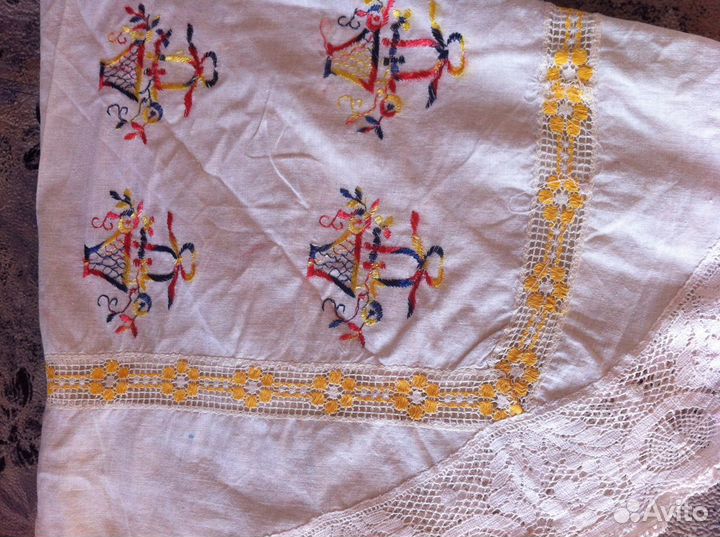 Старинная скатерть и покрывало