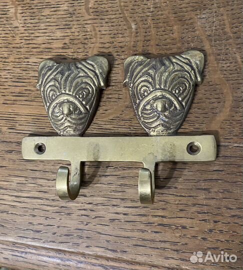 Крючок совы, мопсы