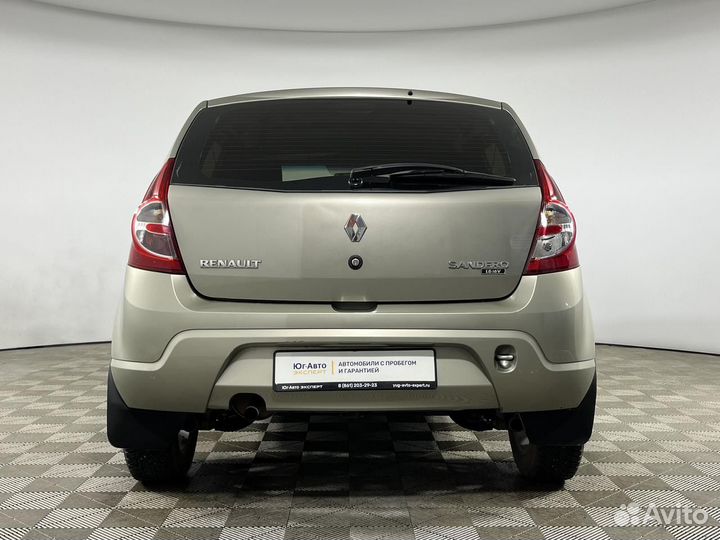 Renault Sandero 1.6 AT, 2012, 115 000 км