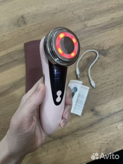 Массажер для лица