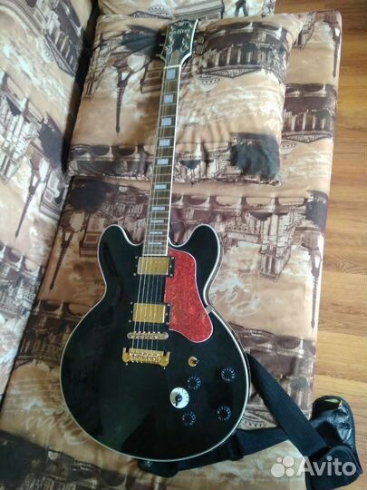 Электрогитара B.B. King